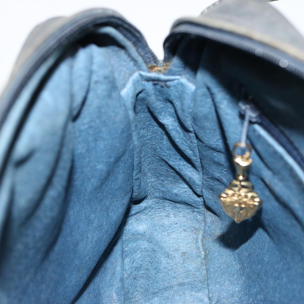 GUCCI GG Supreme Shoulder Bag PCV Navy 001 256 1066 76733