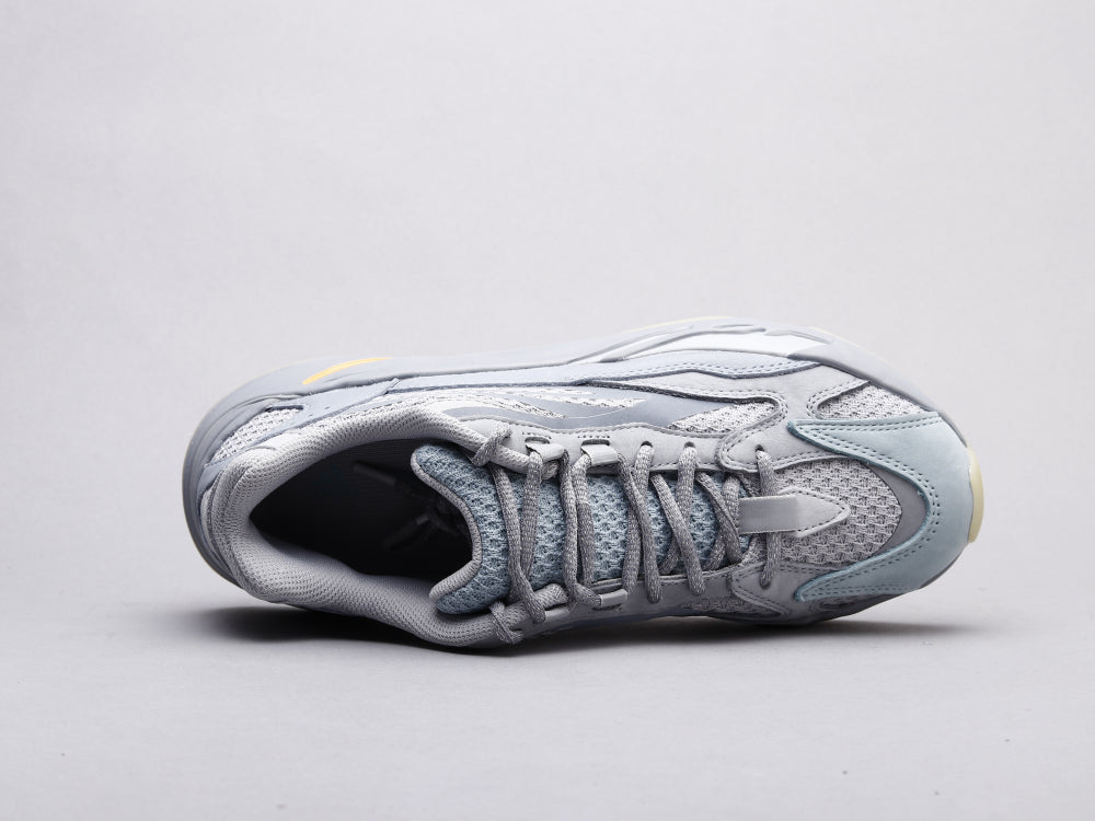 GLM - Yzy 700 Inertia 2.0 Sneaker