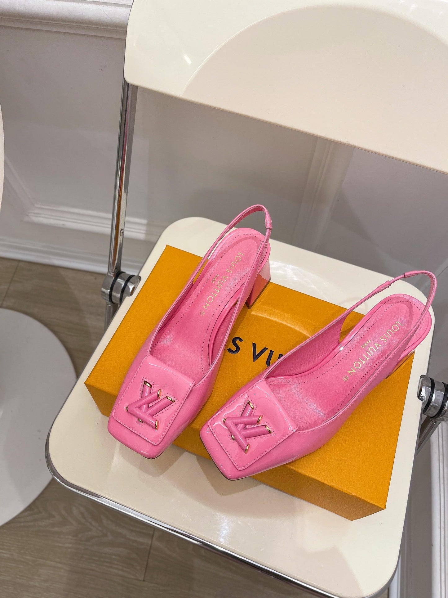Top Quality LUV High Heel Shoes 029