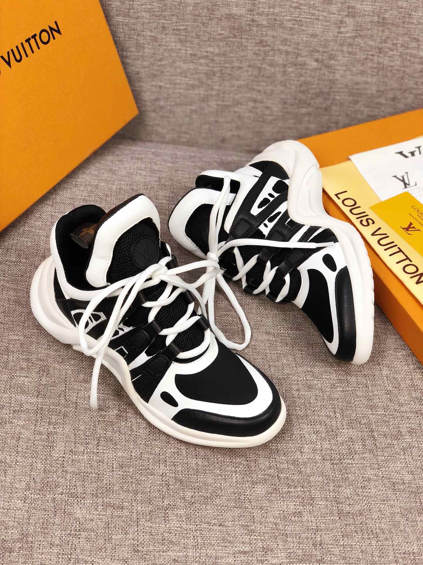 GLM - LUV Archlight Black White Sneaker