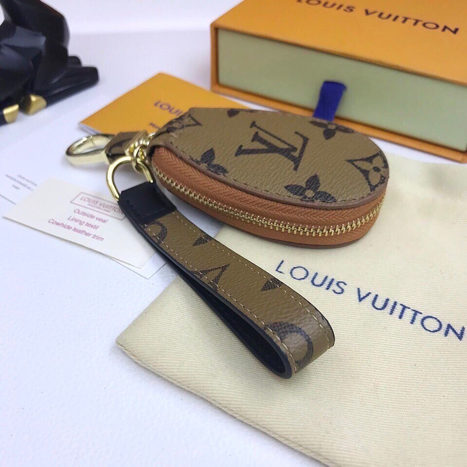 GLM - Top Quality Keychains LUV 025