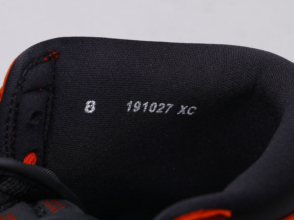 GLM - AJ1 Invert black and red