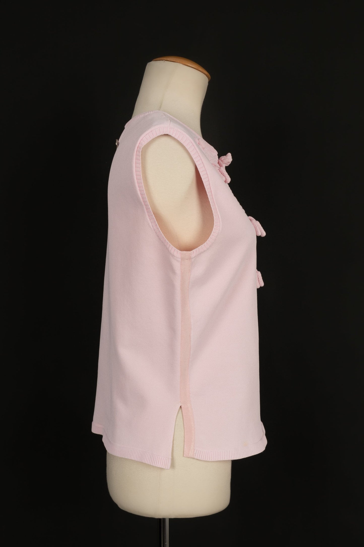 Haut rose Chanel