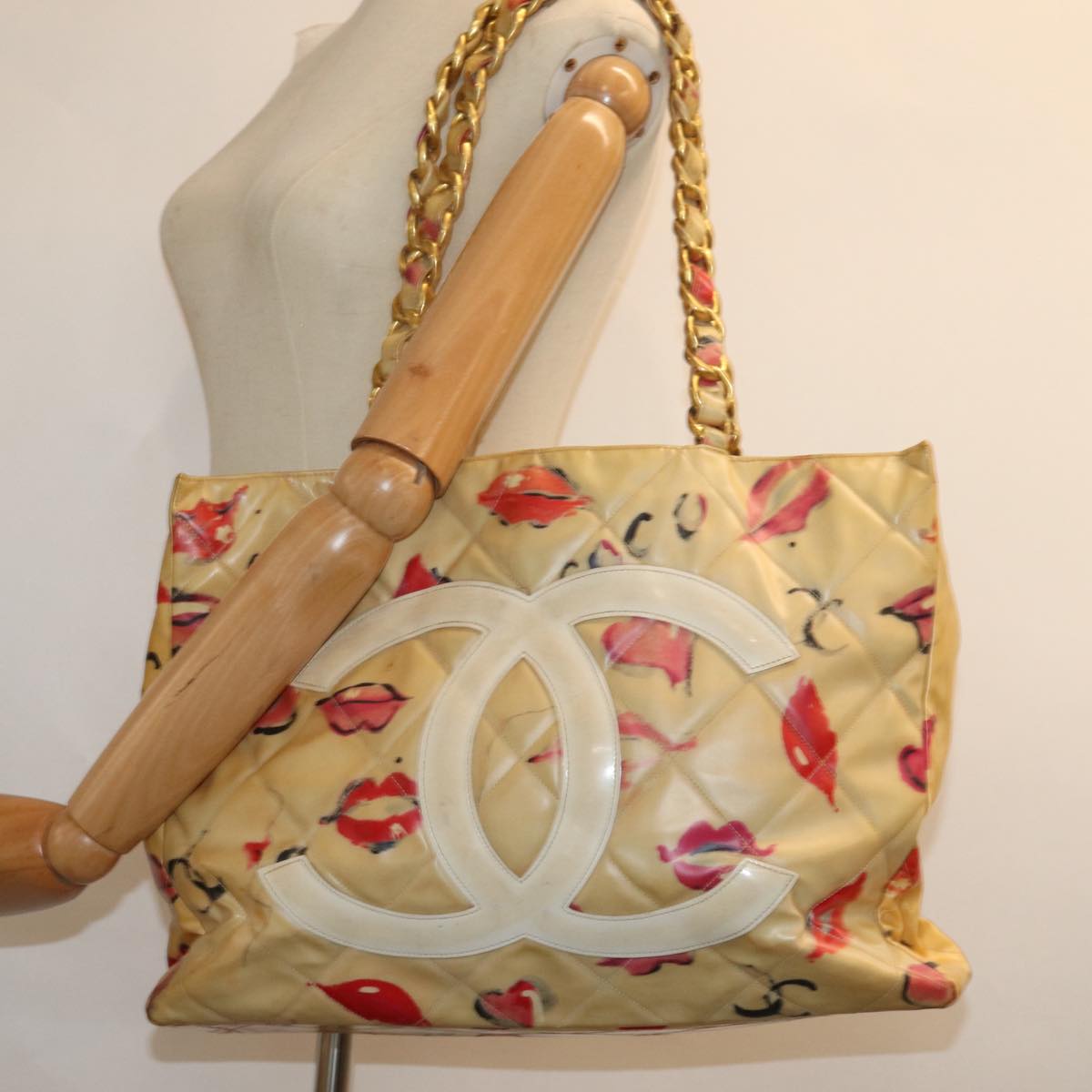 CHANEL Chain Tote Bag Vinyl White CC 77840