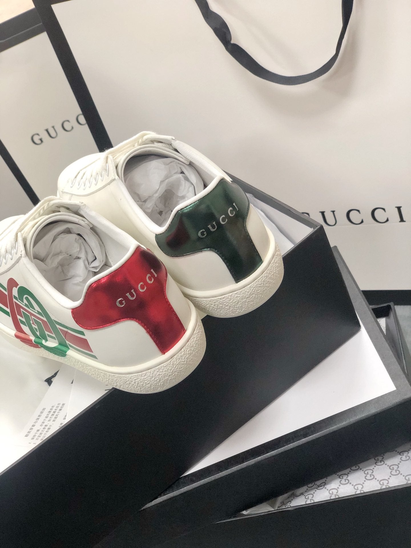 GLM-GCI Ace white interlocking  Sneaker 087
