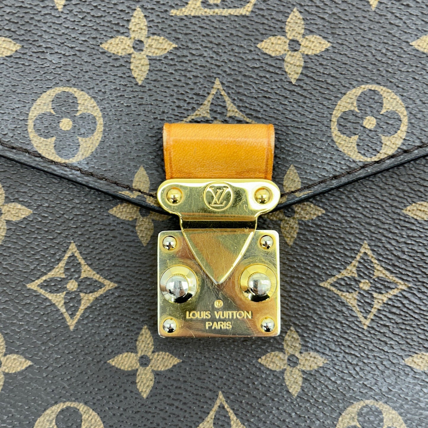 LOUIS VUITTON Monogram Pochette Metis 2101218434705