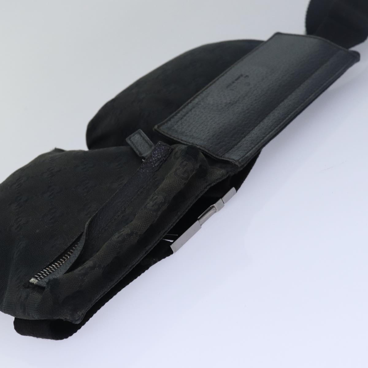 GUCCI GG Canvas Waist bag Black 28566 79171