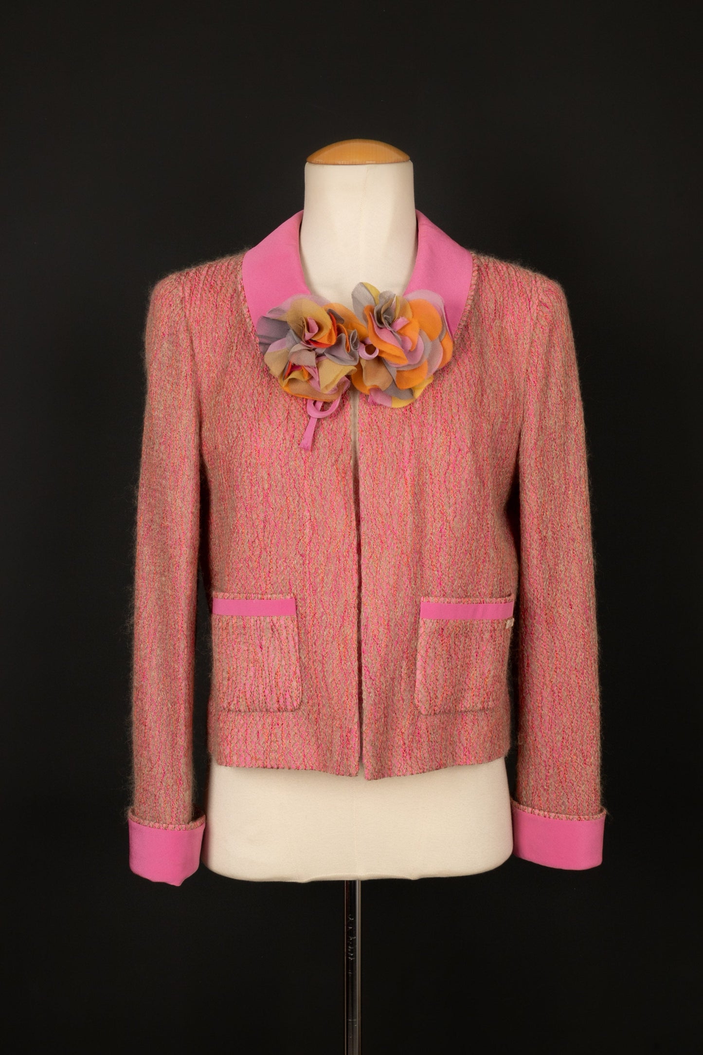 Veste rose Chanel