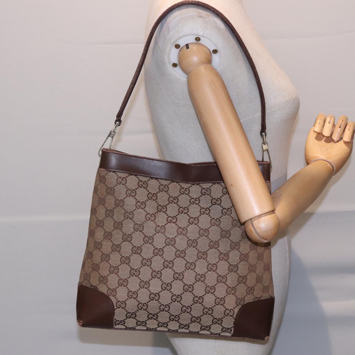 GUCCI GG Canvas Shoulder Bag Beige 001 4231 79419
