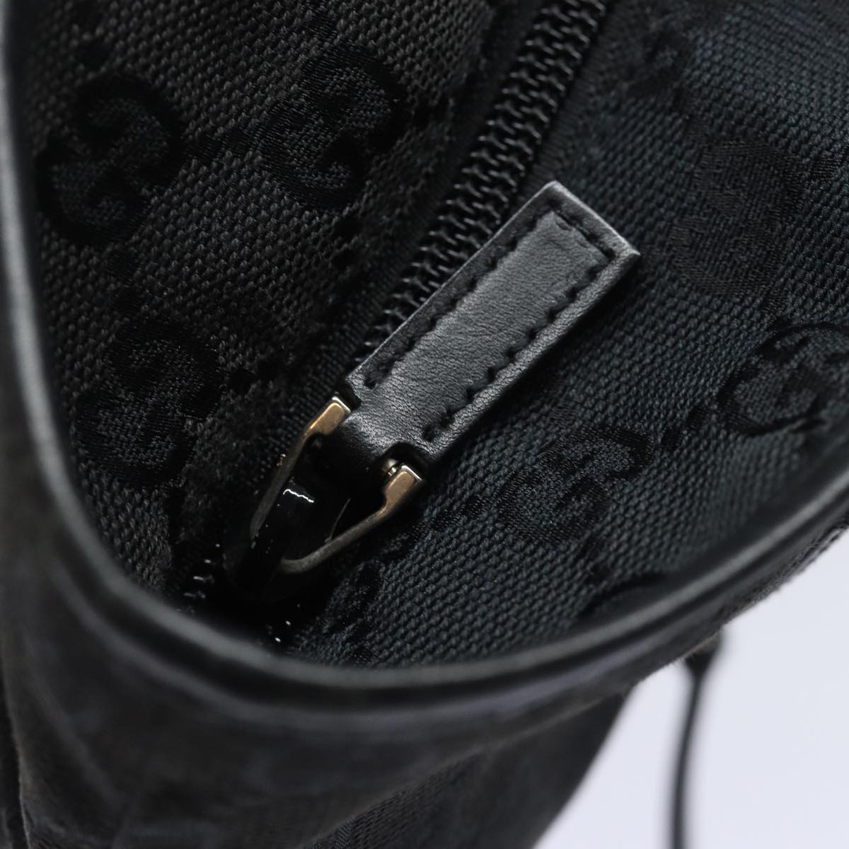 GUCCI GG Canvas Tote Bag Black 28892 79508