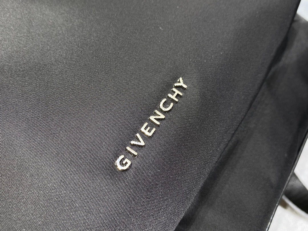 gv Essentiel U Backpack Black For Men, Men’s Backpacks 17in/43cm GVC