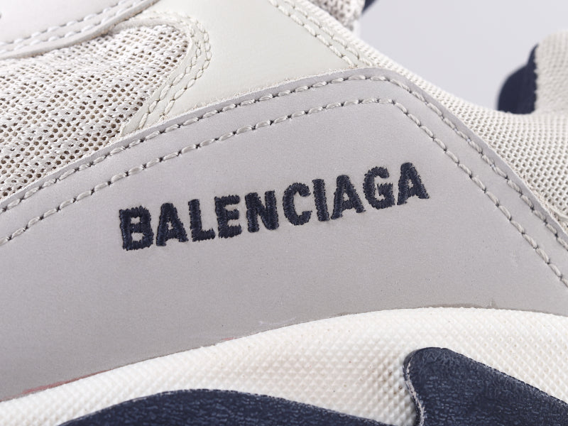GLM - Bla Triple S New Gray Sneaker