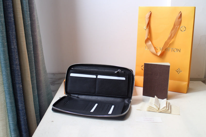 LOV2 Bags - Fashion Bags  2780