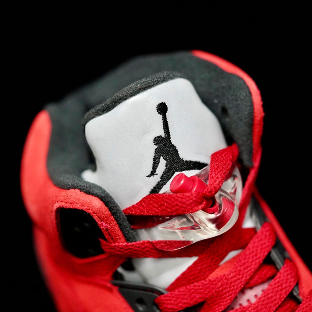 GLM - AJ5 Angry Bull