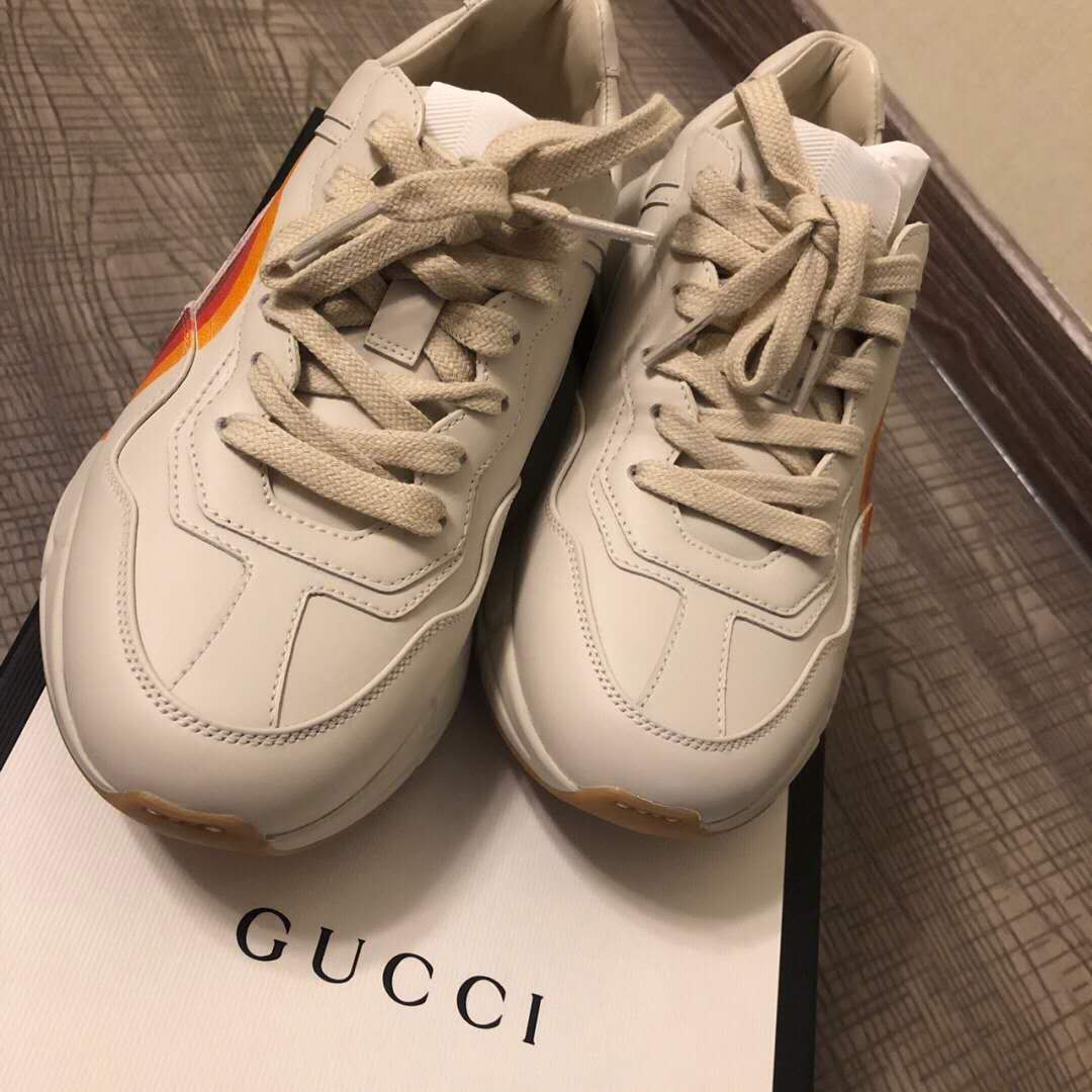 GLM-GCI  Ivory Leather Rhyton Square Logo Sneaker 048