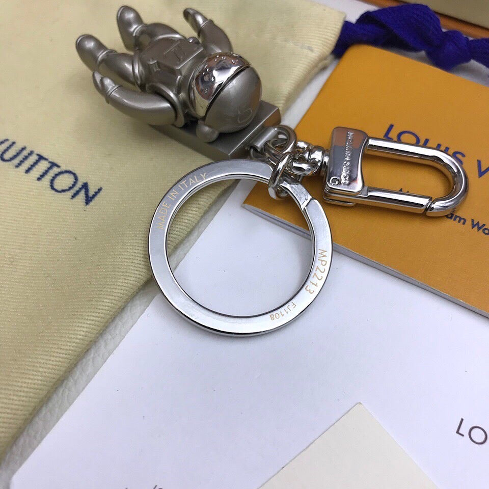 GLM - Top Quality Keychains LUV 012