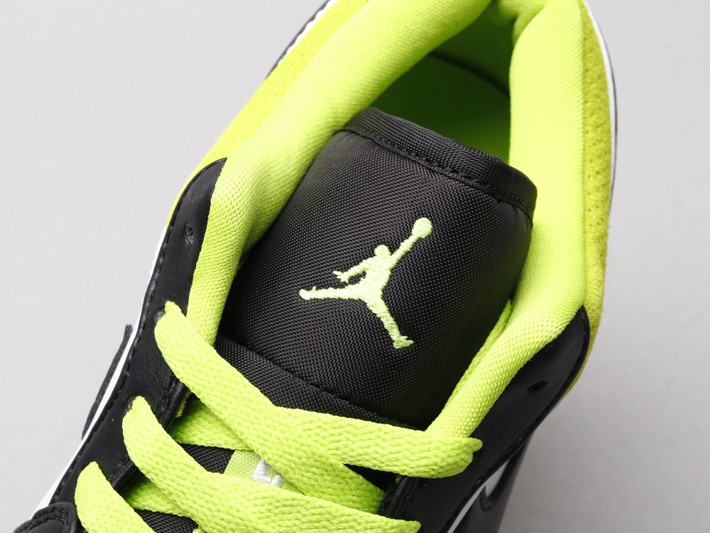 GLM - AJ1 fluorescent green