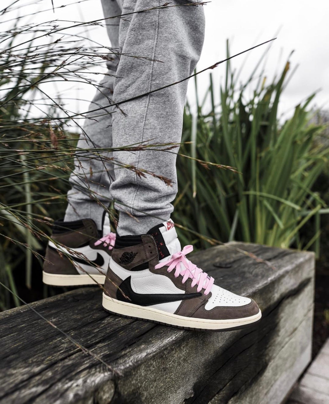 GLM - TS x AJ1 Barb High Top