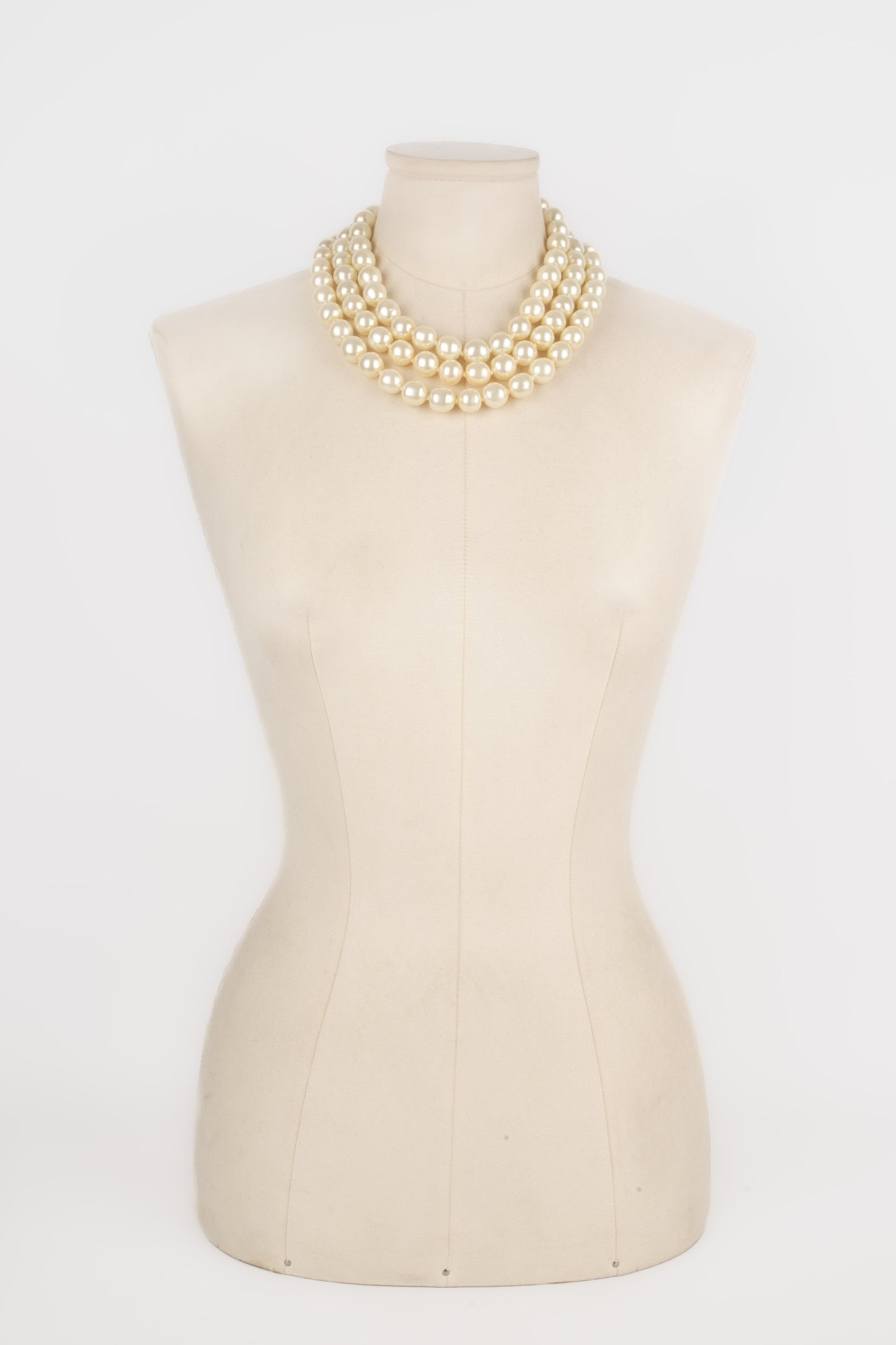 Collier de perles Chanel
