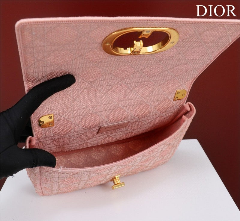 Glami - GLAMIr Bags - 2011
