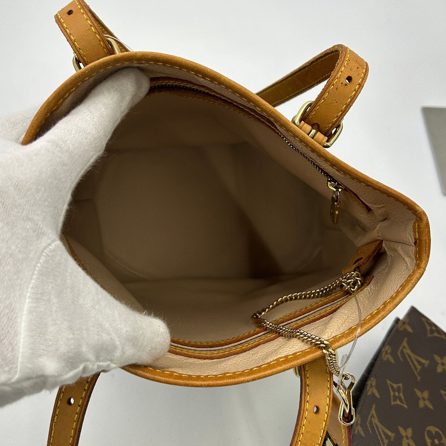 LOUIS VUITTON Monogram Bucket PM Shoulder Bag lv8857cc
