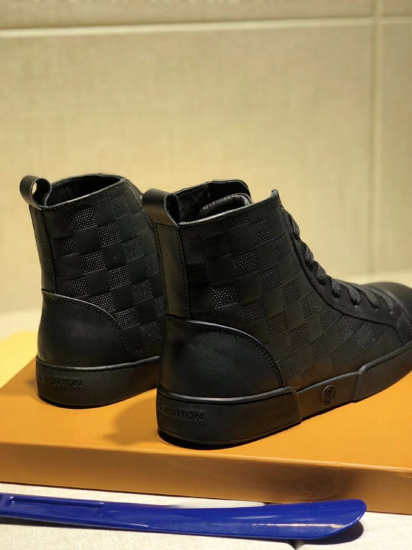 GLM - Top Quality Luv Sneaker 068