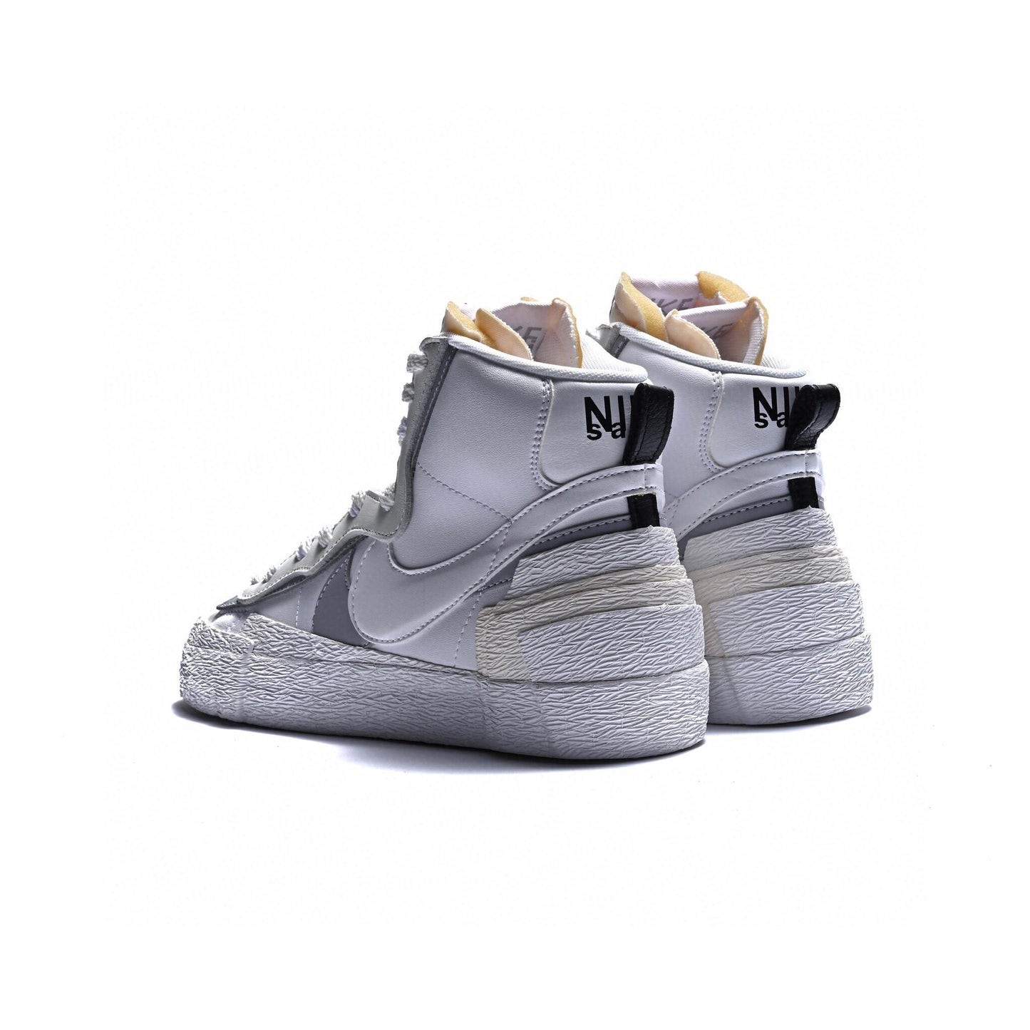 GLM - Sacai x Blazer Mid Off-White
