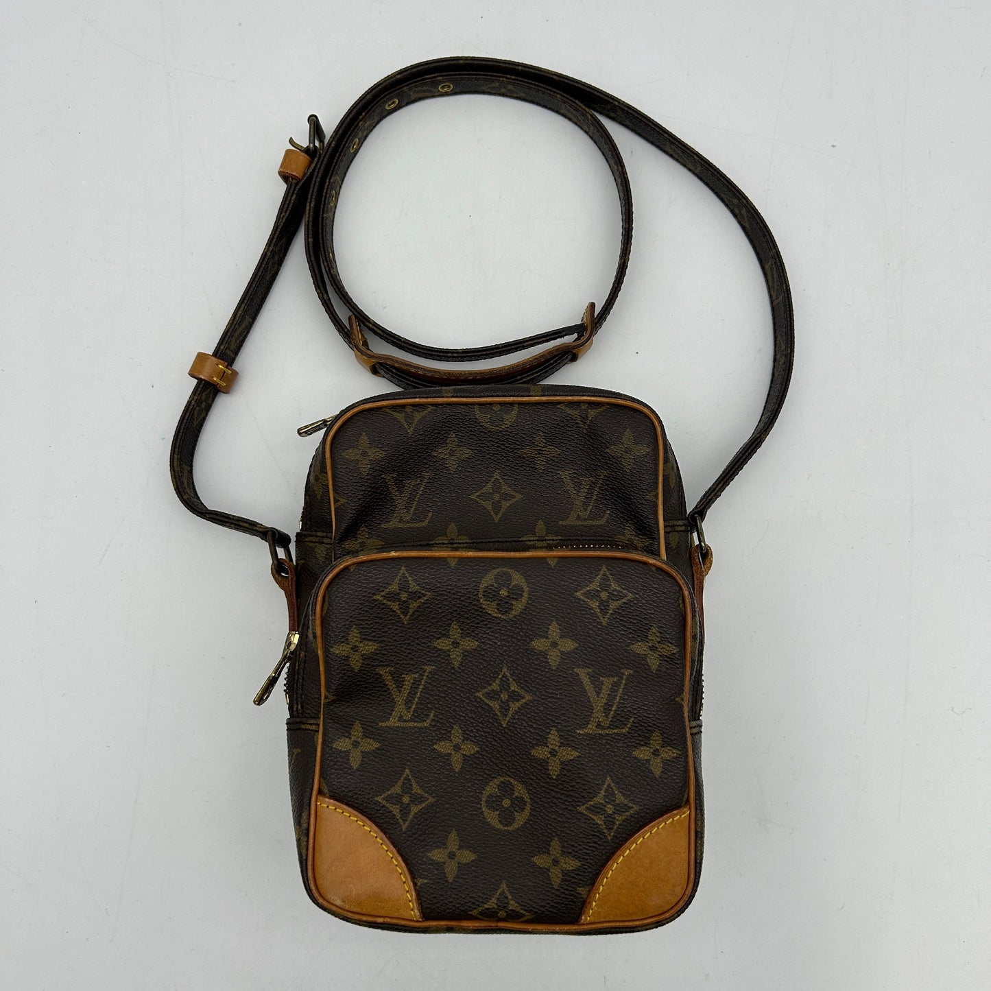 Louis Vuitton Monogram Brown Canvas Amazon Shoulder Bag Medium