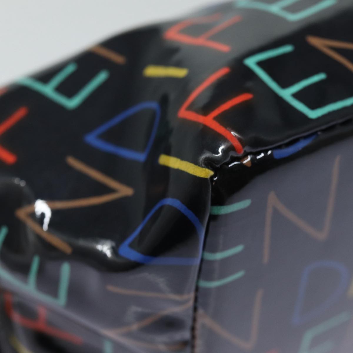 FENDI Pouch patent Black 80210