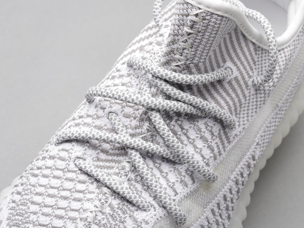 GLM - Yzy 350 White Angel Sneaker