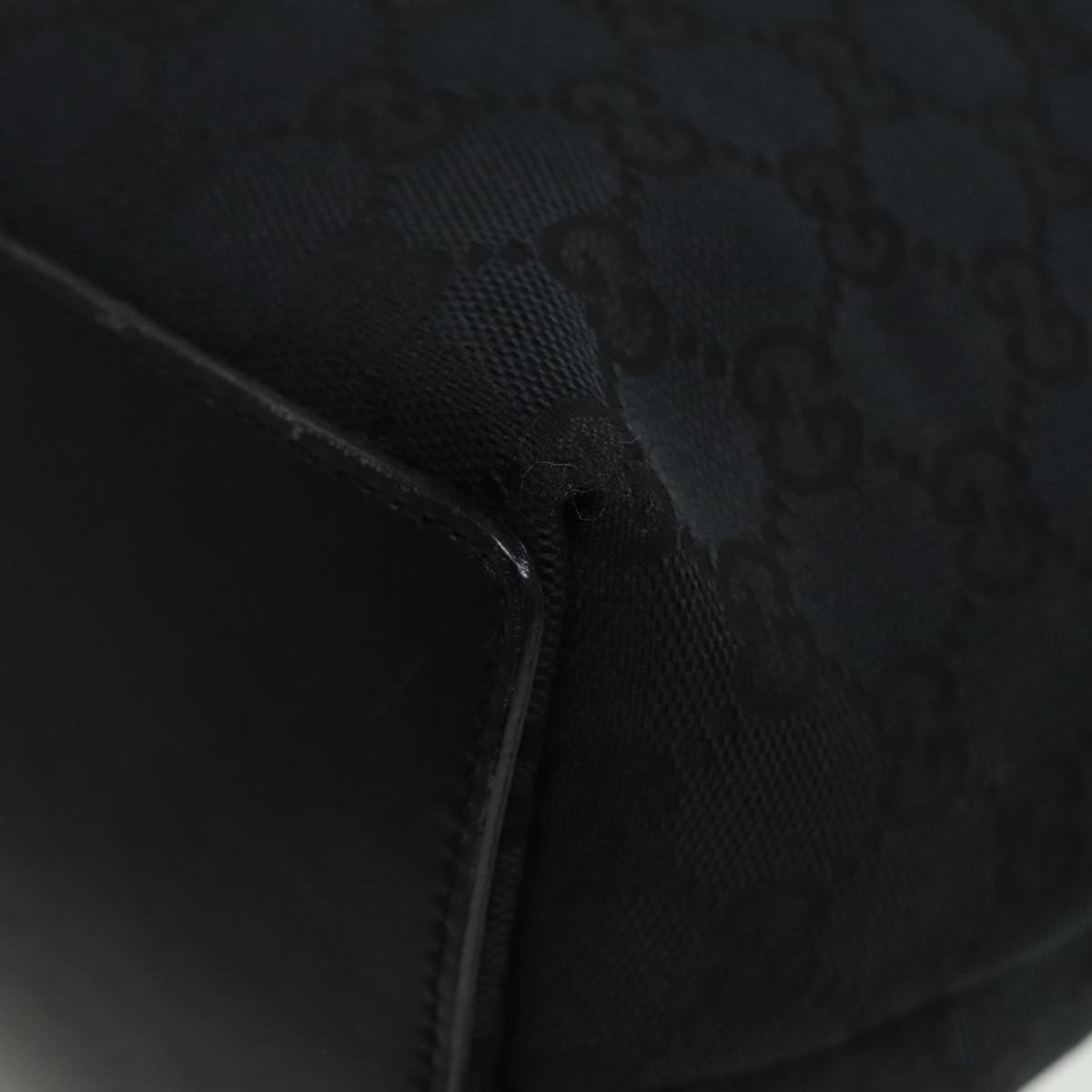 GUCCI GG Canvas Tote Bag Black 002 1098 002404 80833