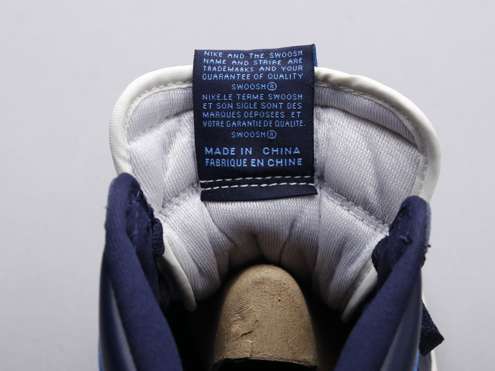 GLM - AJ1 Obsidian