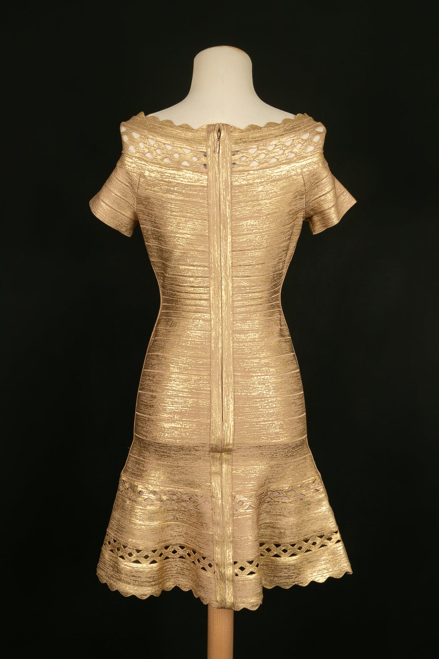 Robe dorÃƒÆ’Ã‚Â©e HervÃƒÆ’Ã‚Â© LÃƒÆ’Ã‚Â©ger