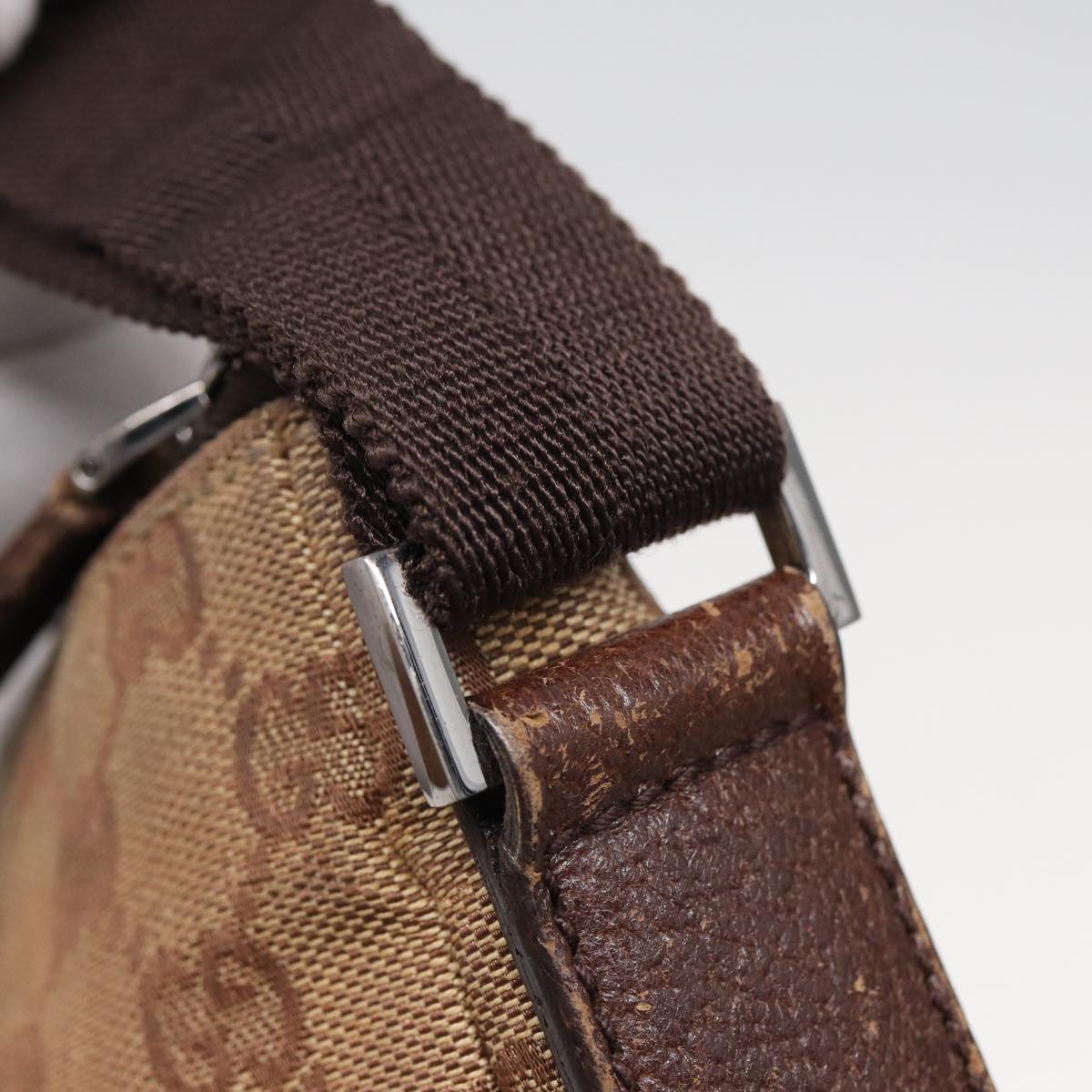 GUCCI GG Canvas Shoulder Bag Beige 110054 82710