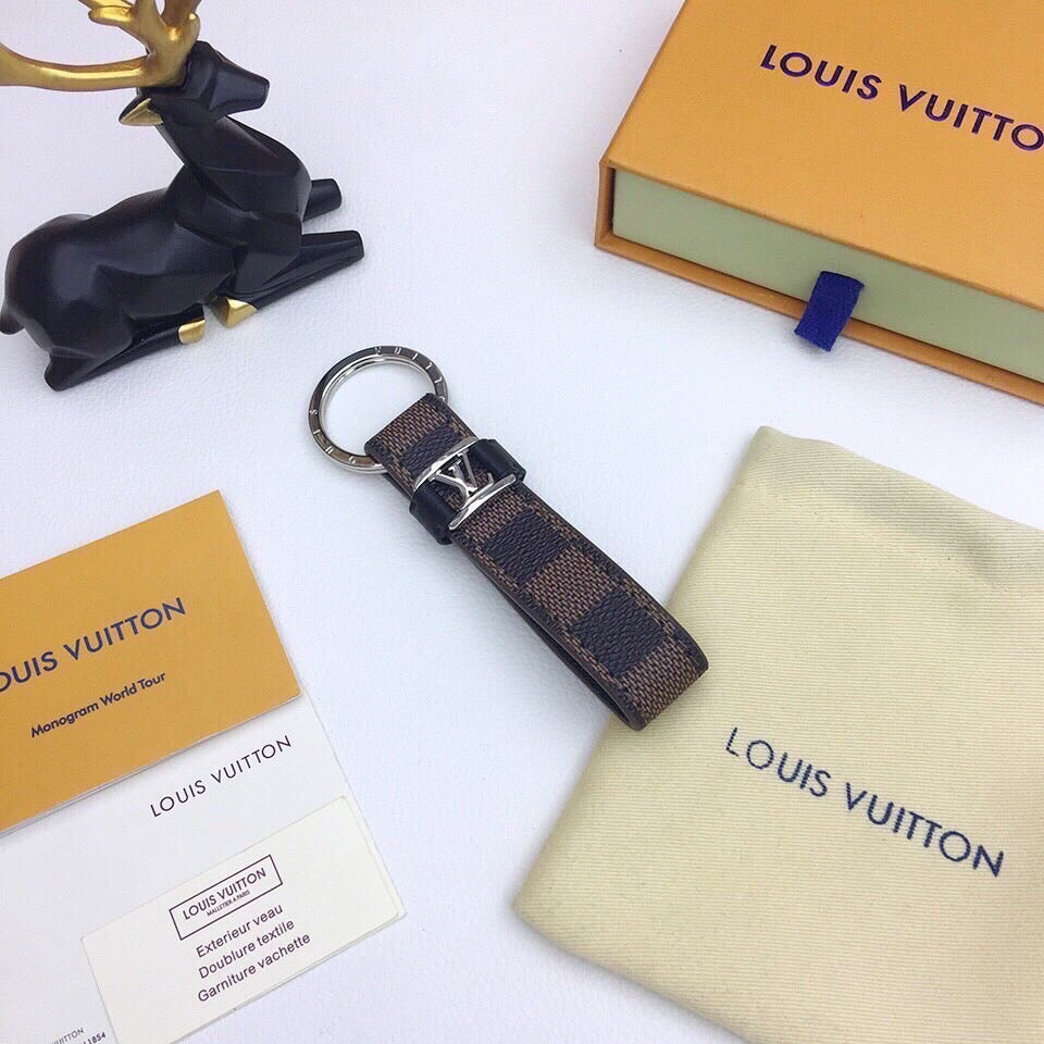 GLM - Top Quality Keychains LUV 002