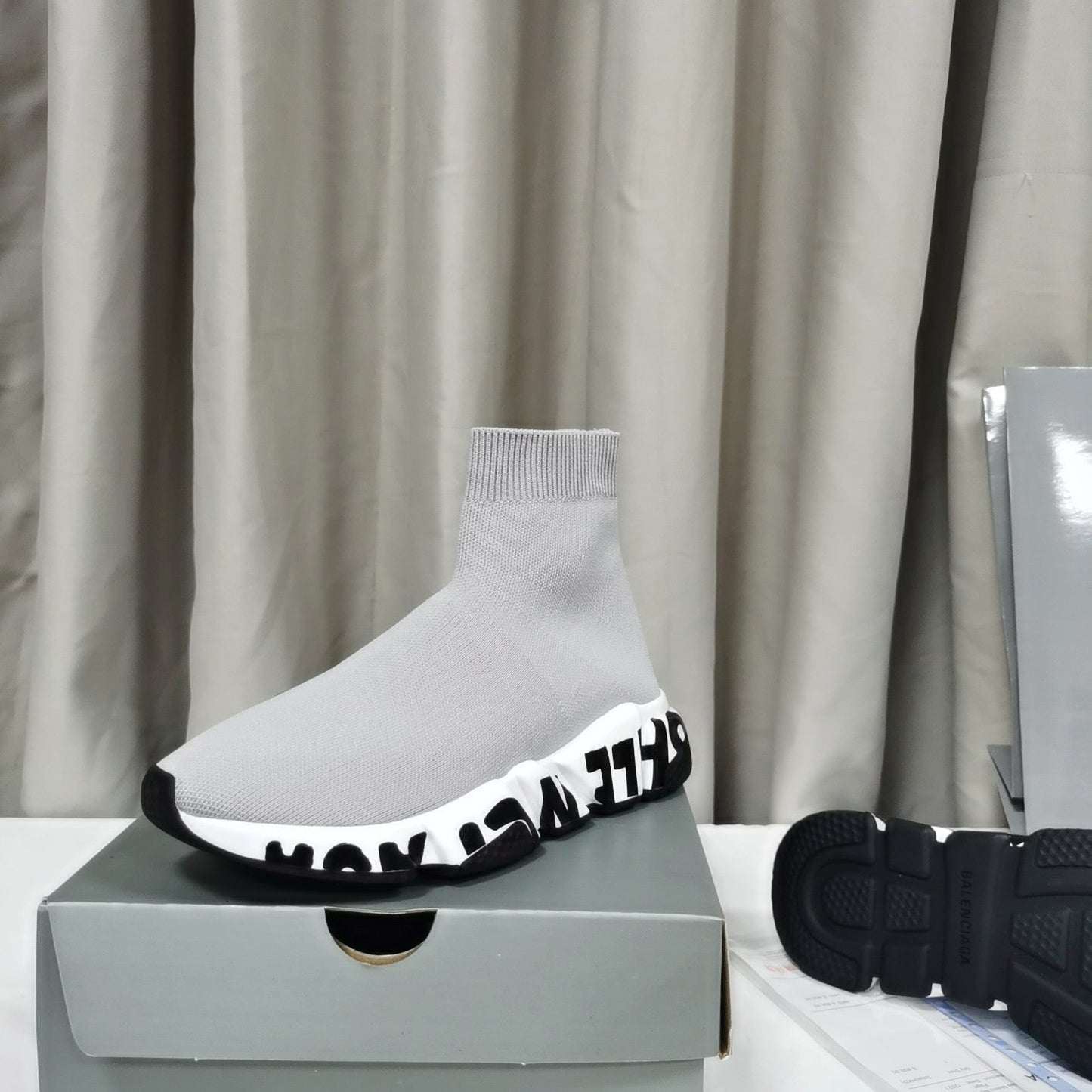 GLM - Bla Speed Print Stretch Knit Sneakers