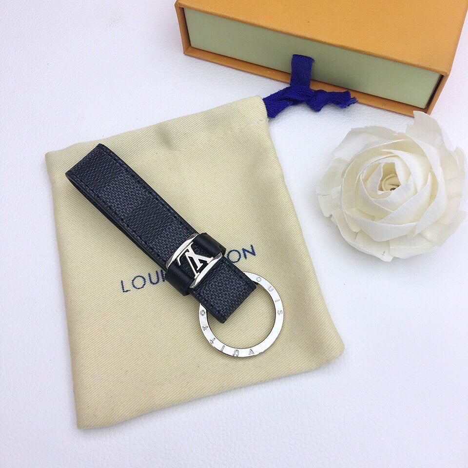 GLM - Top Quality Keychains LUV 003