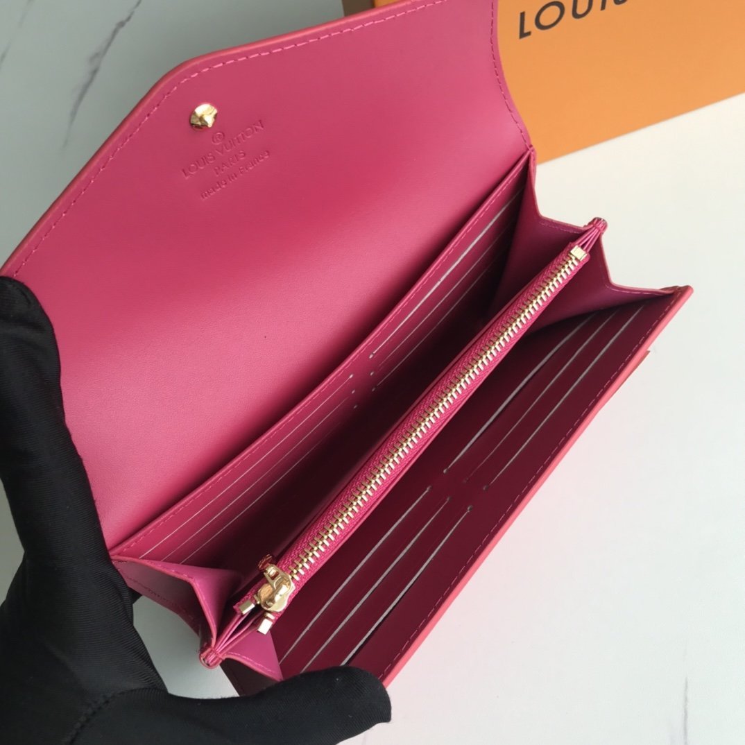 GLM - Top Quality Wallet LUV 004