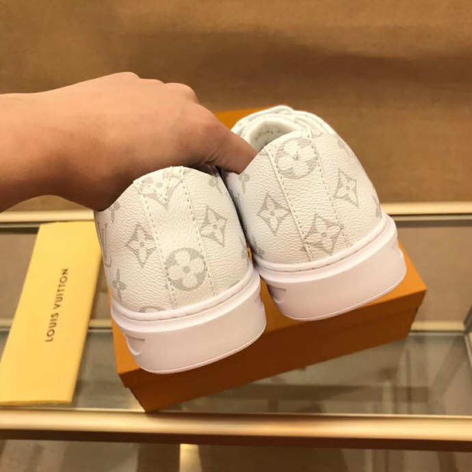 GLM - Top Quality Luv Sneaker 062