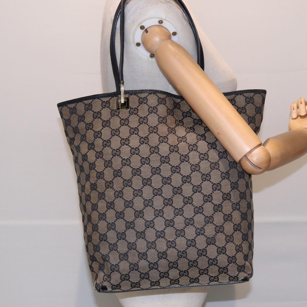 GUCCI GG Canvas Tote Bag Navy 002 1098 84228