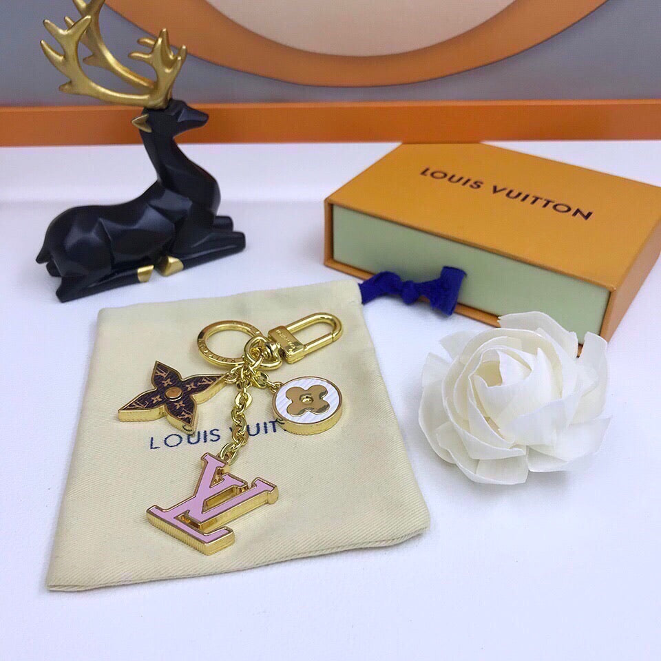 GLM - Top Quality Keychains LUV 016