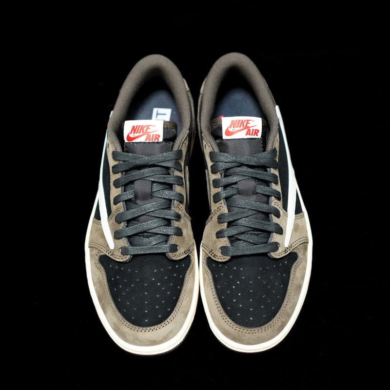 GLM - TS x AJ1 Barb Low Top