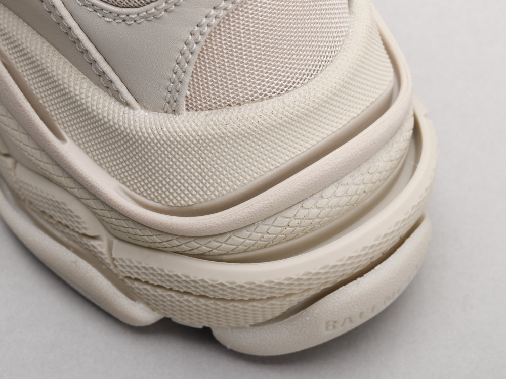 GLM - Bla Triple-S Generation Milk Tea Sneaker