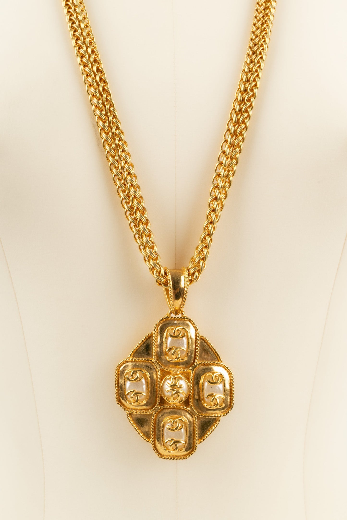 Collier Chanel Automne 1995