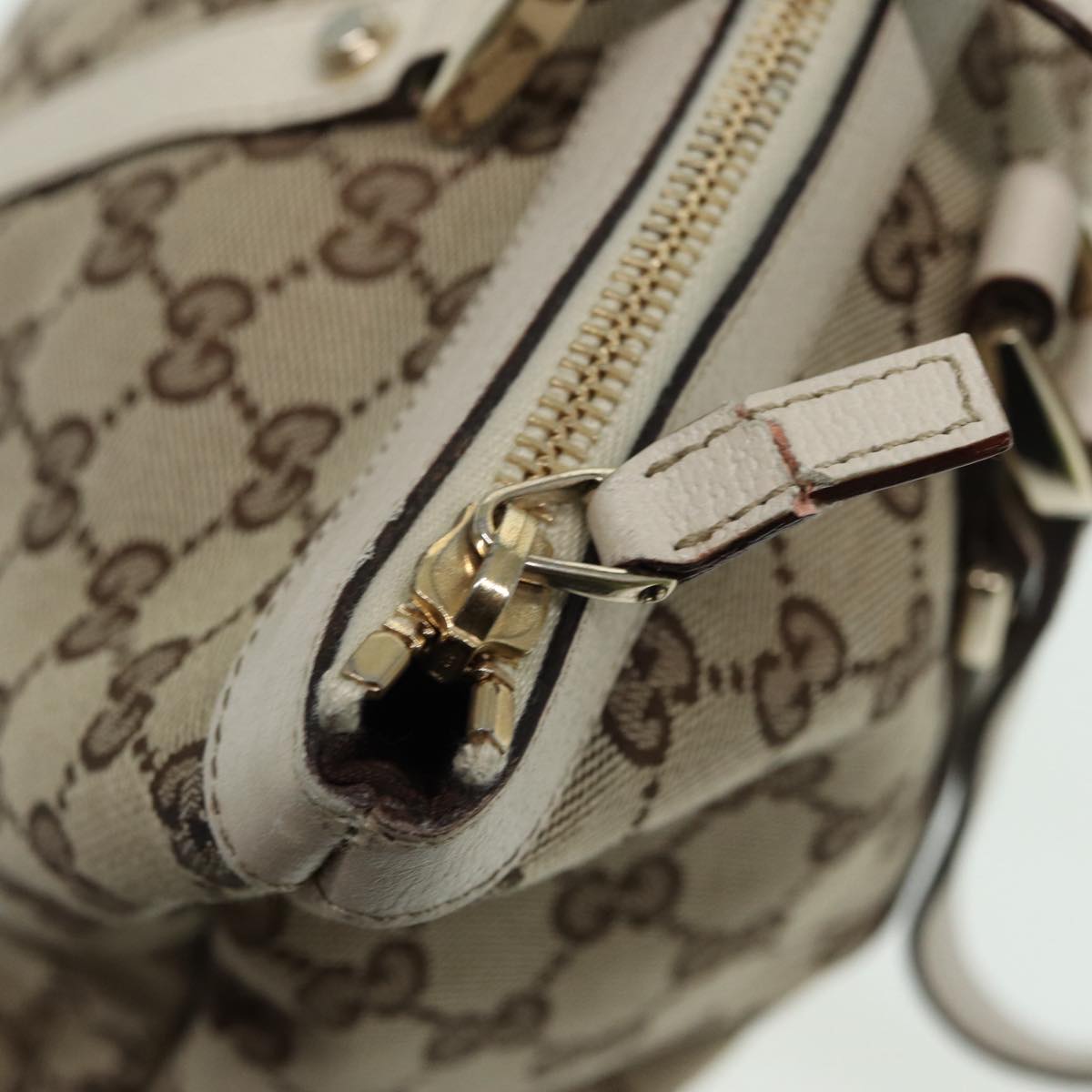 GUCCI GG Canvas Hand Bag Beige White gold 141470 85544