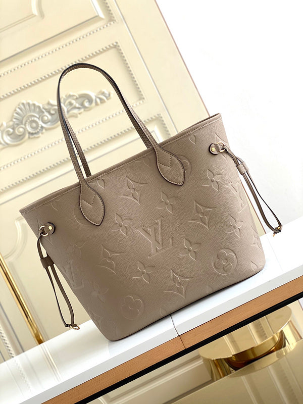Satchel Bags - GUC Bags - 1962