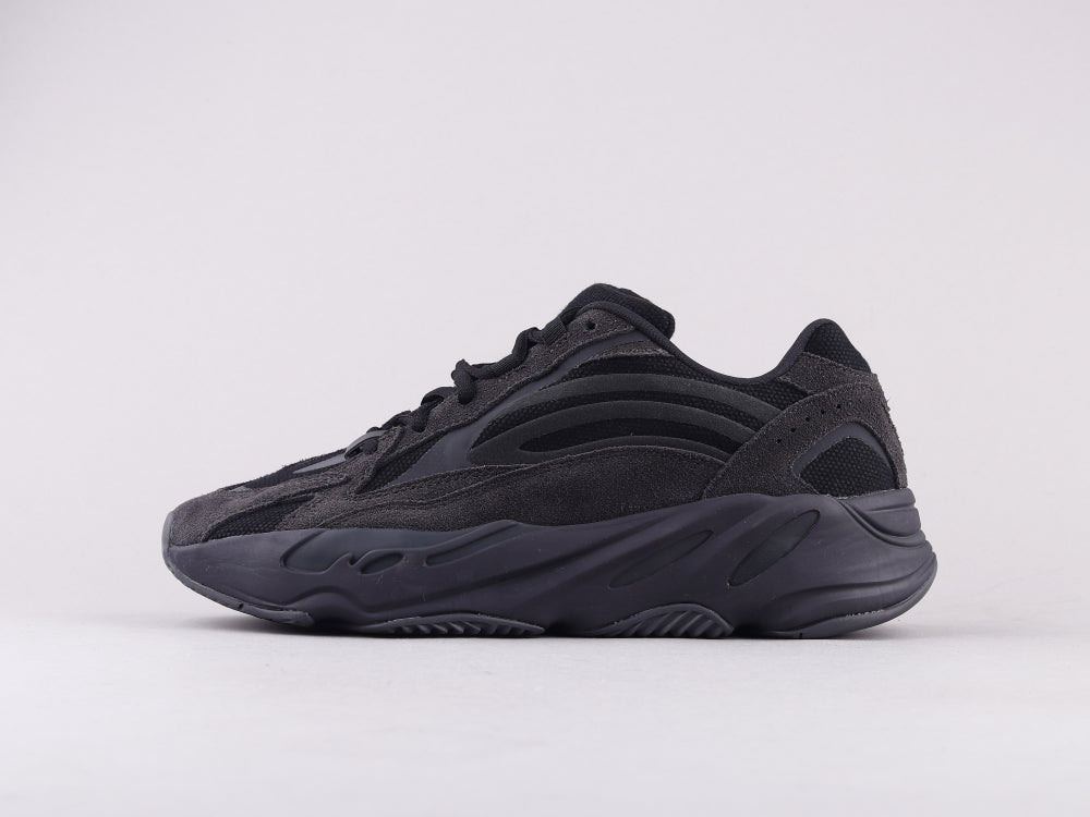 GLM - Yzy 700 Vanta Sneaker
