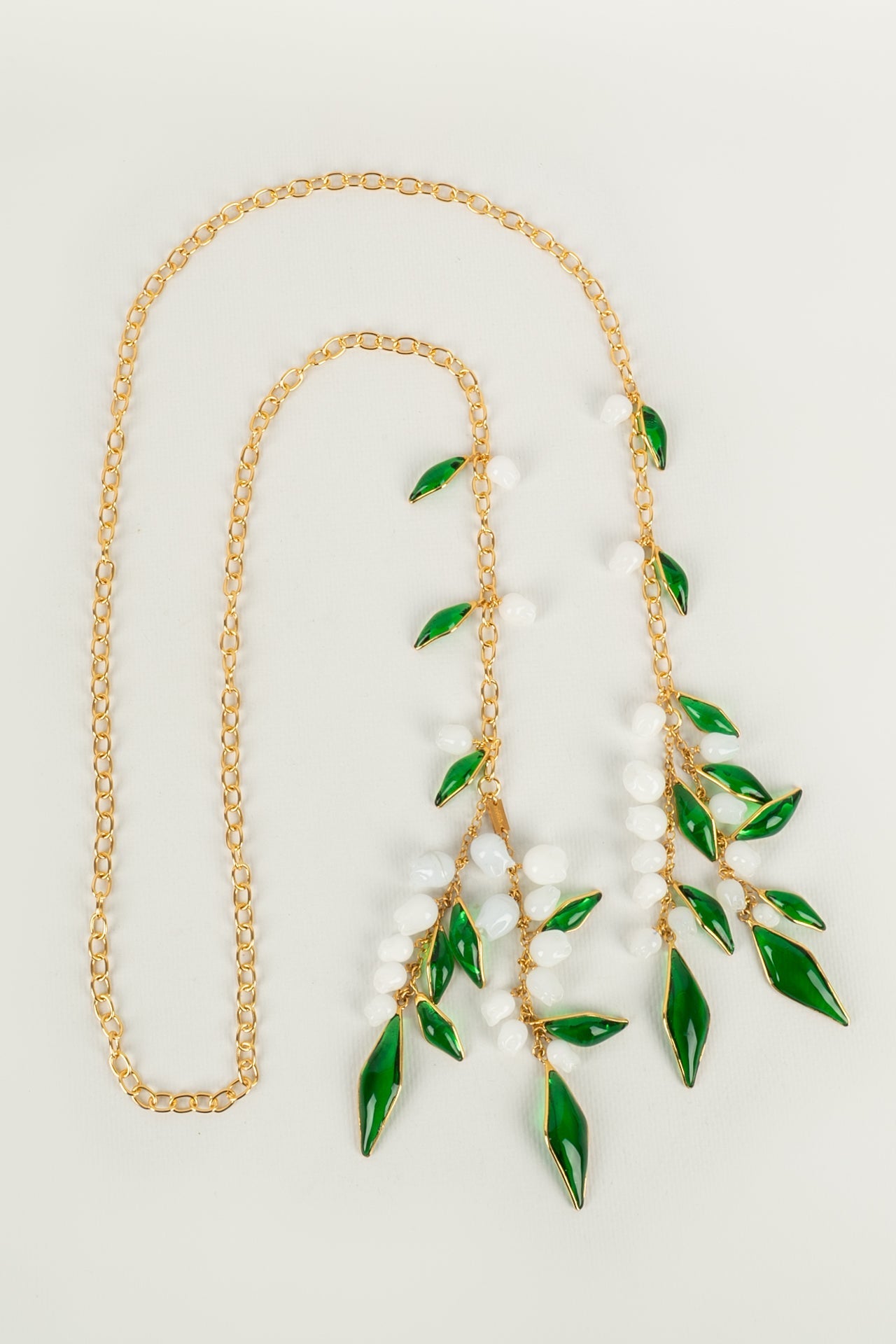 Collier cravate Augustine