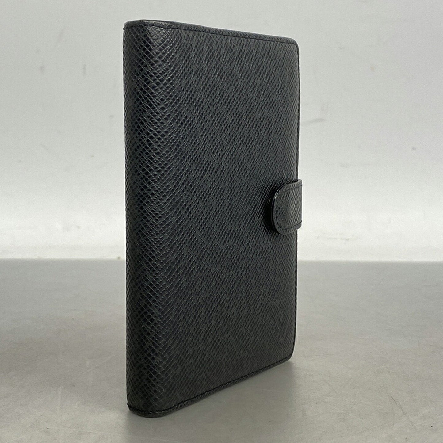 Louis Vuitton Couverture Agenda Fonctionnel Pm  Leather Wallet  ()