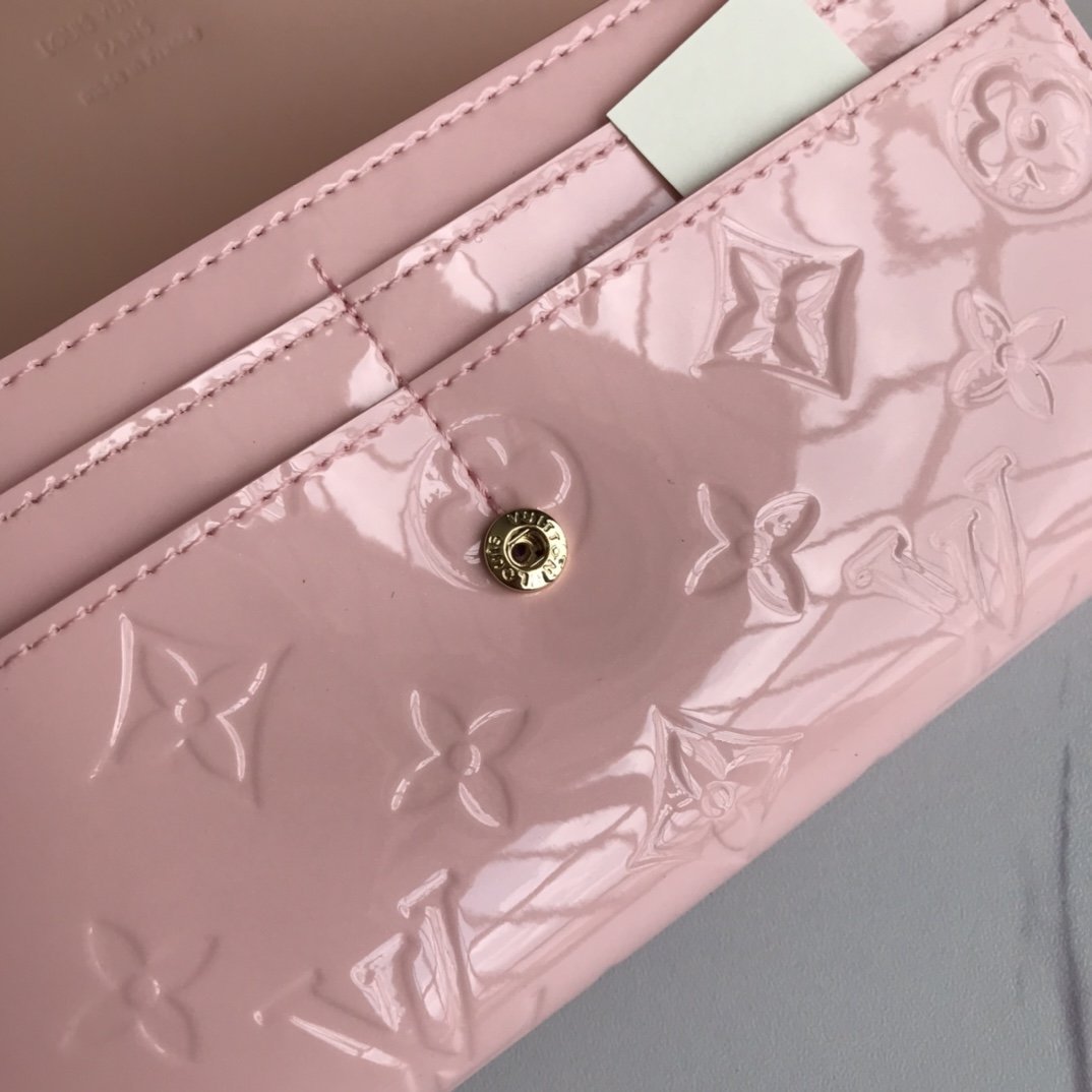 GLM - Top Quality Wallet LUV 005